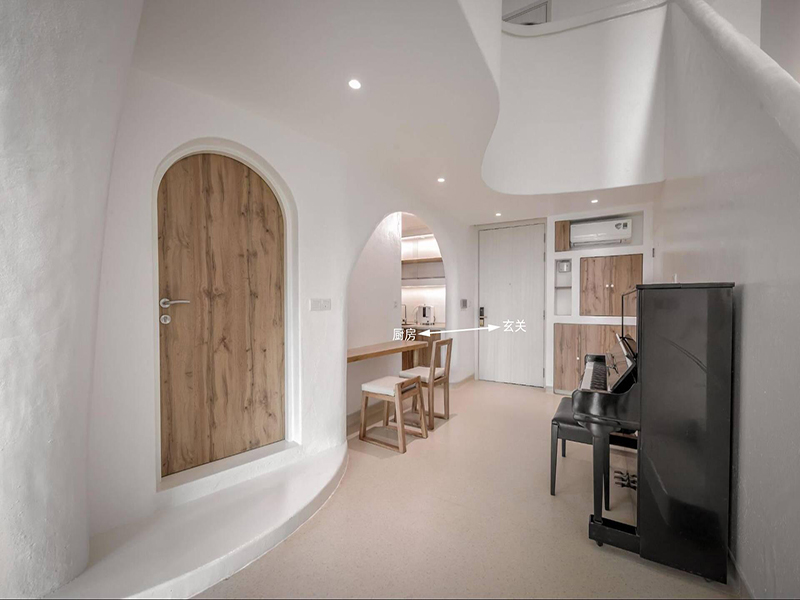 遼陽復(fù)式裝修，全屋大白墻看似不豪華，細節(jié)卻做得很到位，顏值超高